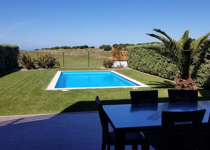 Calm - & Pool